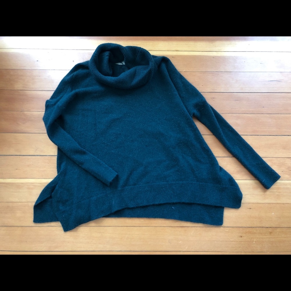 Cashmere cowl neck sweater